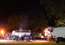 The Pros and Cons of Camping With Different Groups
