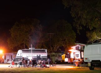 The Pros and Cons of Camping With Different Groups