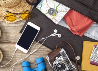 Travel Gadgets to Buy in 2021, According to Experts